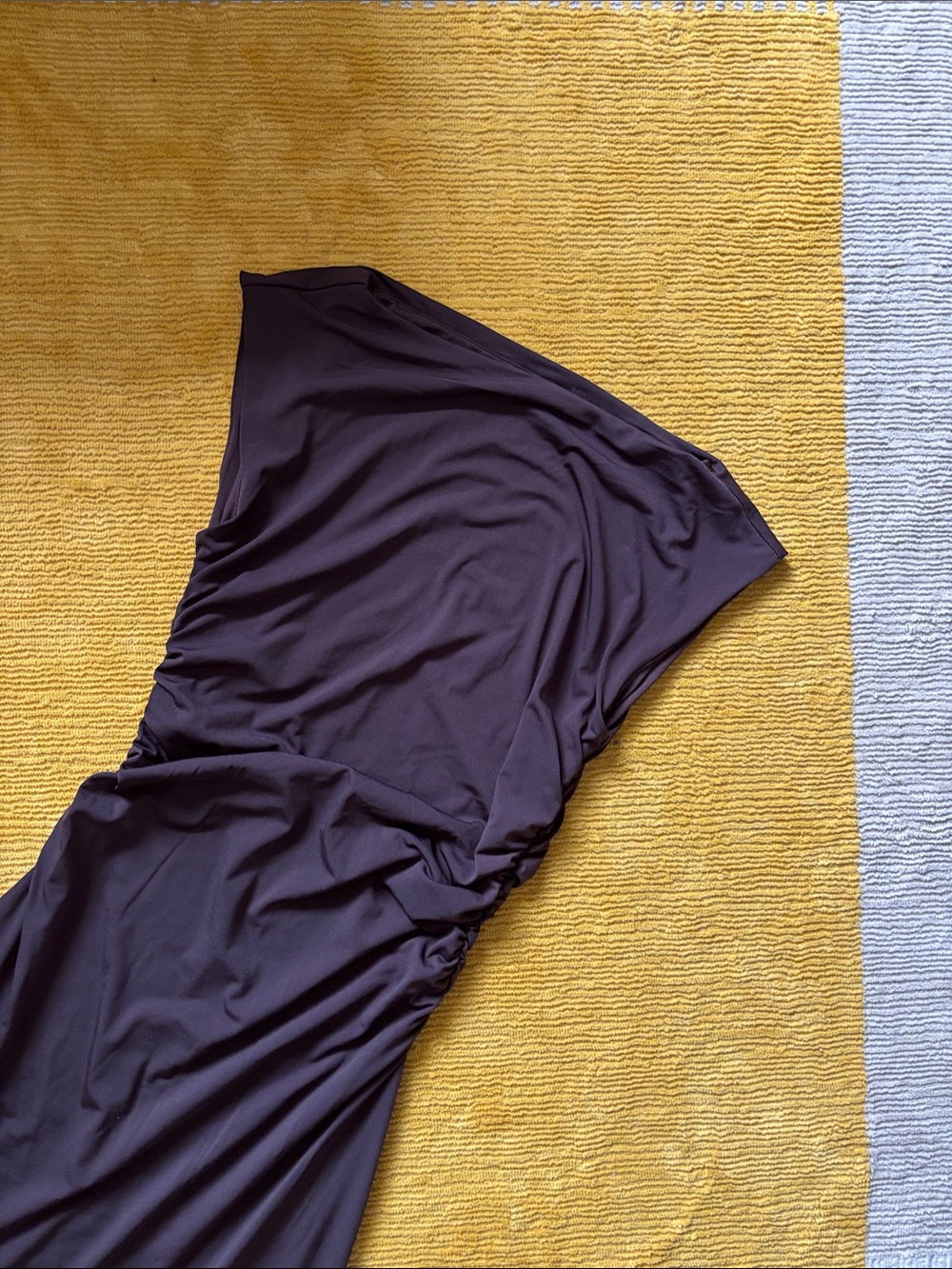 H&M Ruched Maxi Dress - Picture 2 of 4